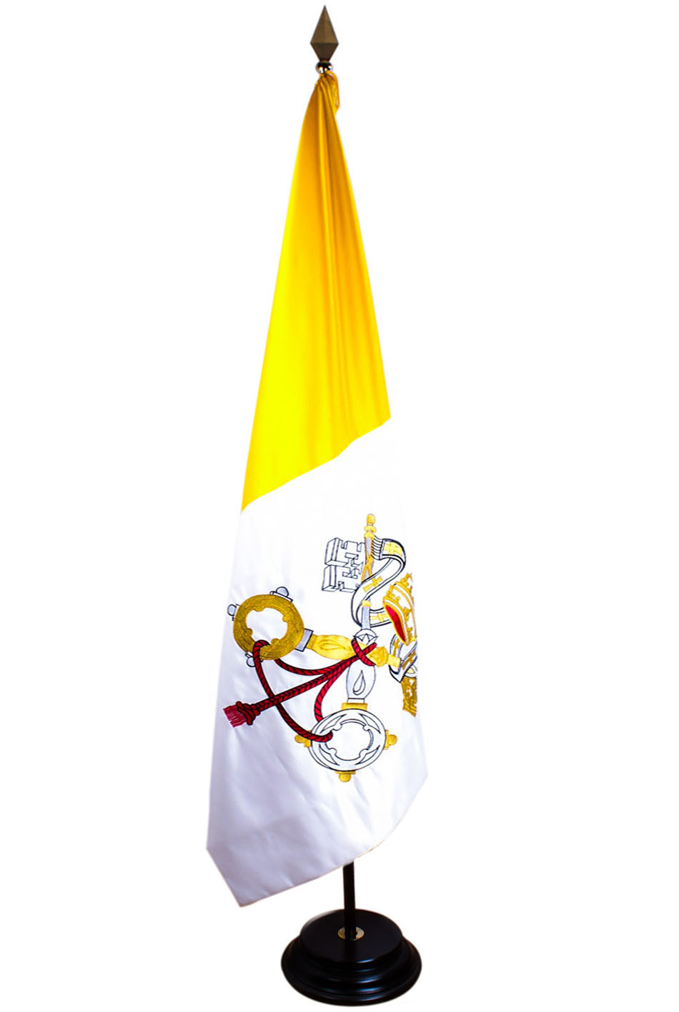 Bandera del Vaticano con el escudo bordado a mano en raso de alta calidad con medidas de 1,50 x 1,00 metros.